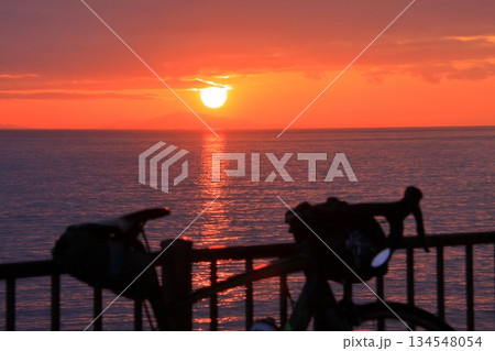 明石海峡大橋の夕景とマイロードバイク 明石海峡大橋の夕景とマイロードバイク 134548054