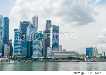 シンガポール　都市風景 134548240