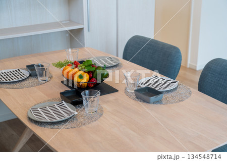 おしゃれな食卓 134548714