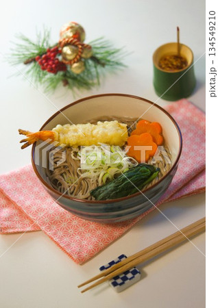 年越しそば 134549210