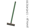 学校で使われるほうきのイラスト 134549230