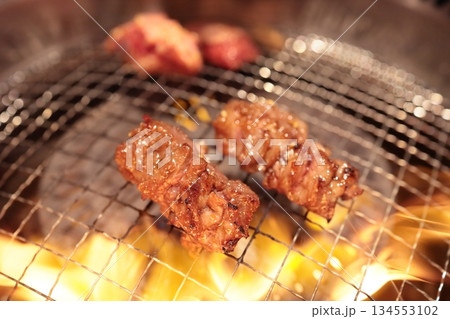 黒毛和牛焼肉（中落ちカルビ） 134553102