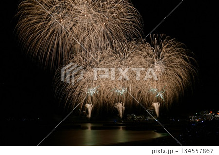 熱海の冬花火 熱海の冬花火 134557867