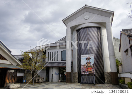 ユネスコ無形文化財登録犬山祭の車山を展示する【どんでん館】（愛知県犬山市大字犬山字南古券） 134558021