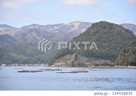 Traditional fishermen village with Funaya boathouses in Ine, north Kyoto prefecture on the Sea of Japan 134558035