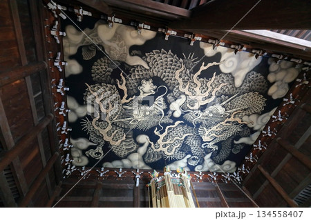 【京都府】建仁寺の風神雷神図屏風 134558407