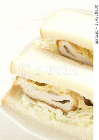チキンカツサンド 134558930