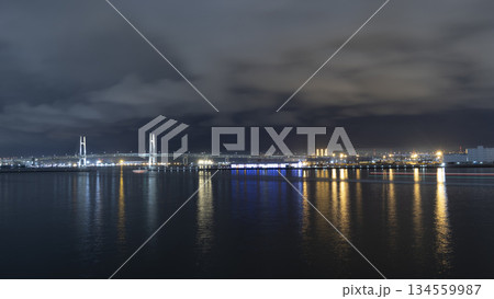 大さん橋から見たみなとみらいの夜景 大さん橋から見たみなとみらいの夜景 134559987