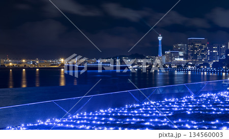 大さん橋から見たみなとみらいの夜景 大さん橋から見たみなとみらいの夜景 134560003