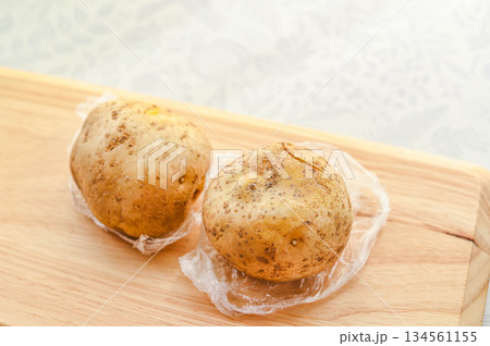 レンチンしたジャガイモ レンチンしたジャガイモ 134561155