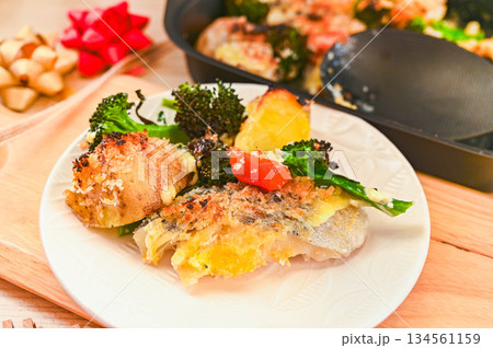 タラと野菜のマヨチーズ焼き 134561159