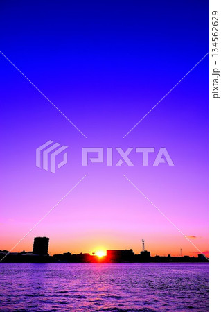 銚子第一漁港の夕景 134562629