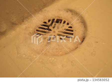 ユニットバスの水垢掃除 134563052