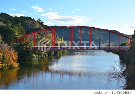 亀山湖の川俣大橋　千葉 134566686