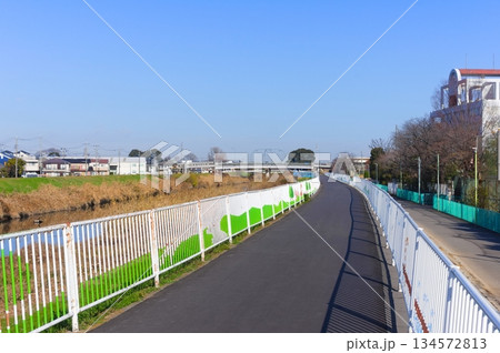 埼玉県川口市芝川サイクリングロード沿線2025年12月 134572813