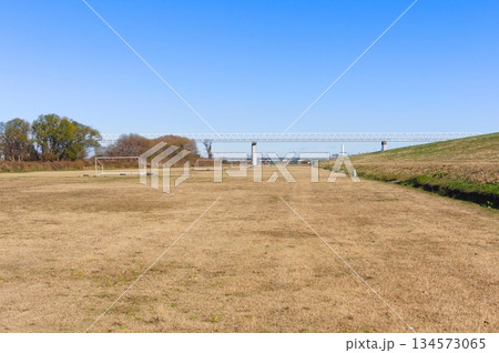 千葉県流山市江戸川河川敷グラウンド2025年12月 千葉県流山市江戸川河川敷グラウンド2025年12月 134573065