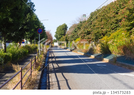 埼玉県草加市川口市東京外郭環状道路側道2025年12月 134573283