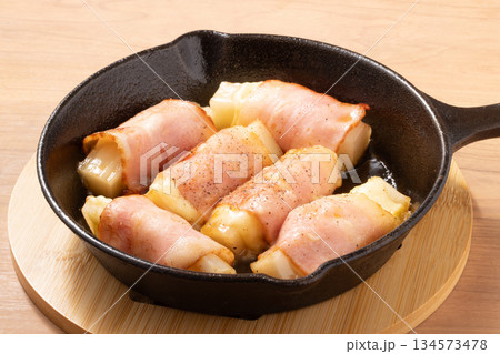 もちチーズベーコン焼き 134573478