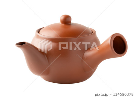 透明背景に茶色の急須 透明背景に茶色の急須 134580379