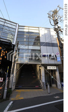 京王井の頭線の池ノ上駅南口、エレベーターが設置 134581559