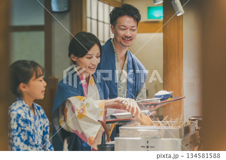 family trip　撮影協力：伊東小涌園 134581588