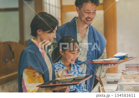 family trip 撮影協力:伊東小涌園 family trip 撮影協力:伊東小涌園 134581611