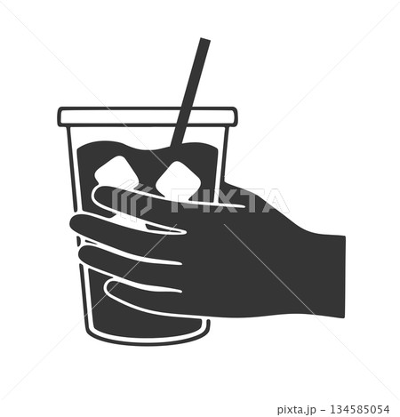 アイスコーヒーを持つ手のシルエットアイコン 134585054