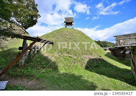 愛知県豊田市 中世山城を復元した城跡公園足助城「真弓山城」 愛知県豊田市 中世山城を復元した城跡公園足助城「真弓山城」 134585417