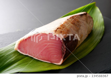 キメジマグロ　タタキ　刺身用 134588367