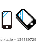 スマートフォンのピクセルアート 134589729