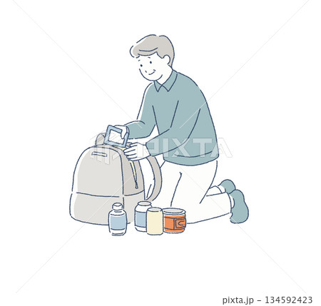 防災リュックを準備する高齢男性のイラスト 134592423