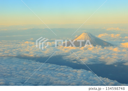 日本航空 JAL461便 東京-徳島便から見る富士山 日本航空 JAL461便 東京-徳島便から見る富士山 134598748