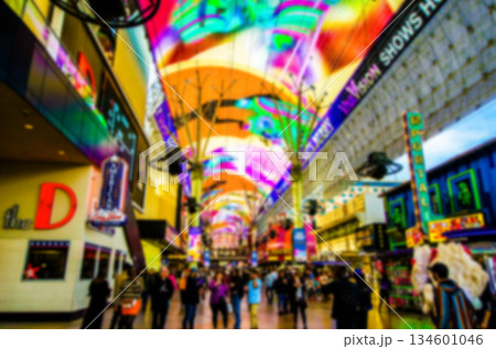 ラスベガス　ダウンタウンのフリーモント・ストリート・エクスペリエンス 　ボカシ画像 134601046