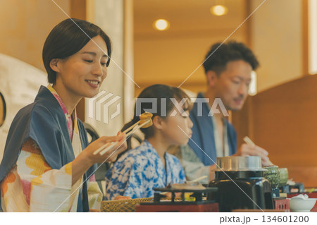 family trip 撮影協力:伊東小涌園 family trip 撮影協力:伊東小涌園 134601200