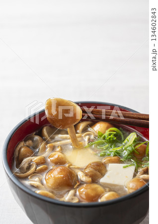 なめこの味噌汁 なめこの味噌汁 134602843