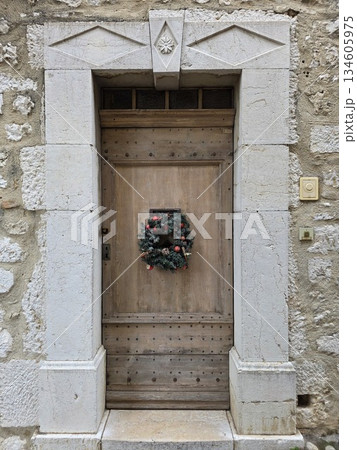 Old door detail in saint paul de vence Medieval village in provence france Old door detail in saint paul de vence Medieval village in provence france 134605975