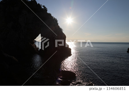 ◇白崎海岸の立巌岩（だてごいわ） ／「日本の渚百選」【和歌山県由良町】 134606851