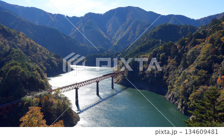 奥大井湖上駅 秋 奥大井湖上駅 秋 134609481