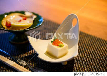 和風前菜の接写 134615787