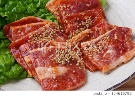 牛肉カルビ 牛肉カルビ 134616799