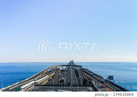 東京湾の海ほたる 134616869