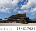 晴れた日の京都御所 134617924