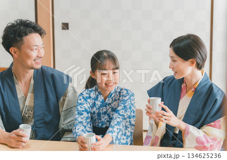 family trip 撮影協力:伊東小涌園 family trip 撮影協力:伊東小涌園 134625236