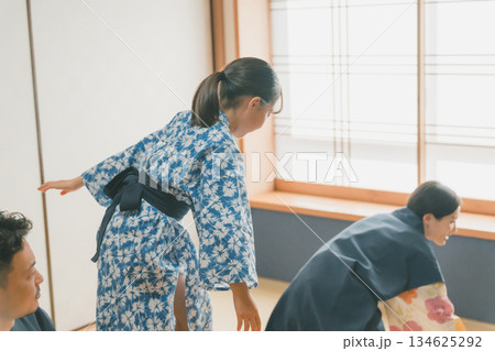 family trip　撮影協力：伊東小涌園 134625292