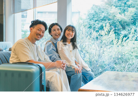family trip　撮影協力：伊東小涌園 134626977