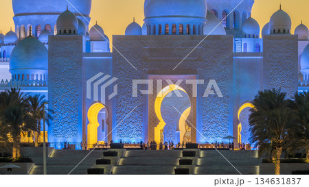 Sheikh Zayed Grand Mosque in Abu Dhabi day to night timelapse after sunset, UAE 134631837