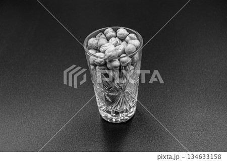 Beautiful organic dried chickpea beans consisting of raw bengal legume pea 134633158