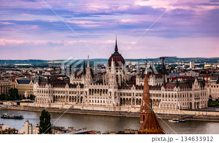 Amazing Evening View Of Hungarian Parliament In Budapest Amazing Evening View Of Hungarian Parliament In Budapest 134633912