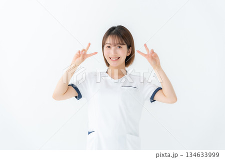 女性 制服 看護師 医療 ピース 女性 制服 看護師 医療 ピース 134633999