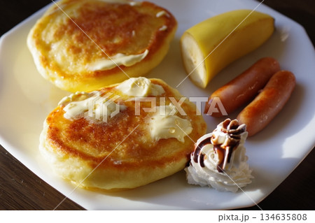 ホットケーキのモーニング 134635808